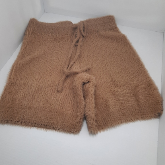 Cozy Drawstring Shorts NWT - Picture 13 of 13